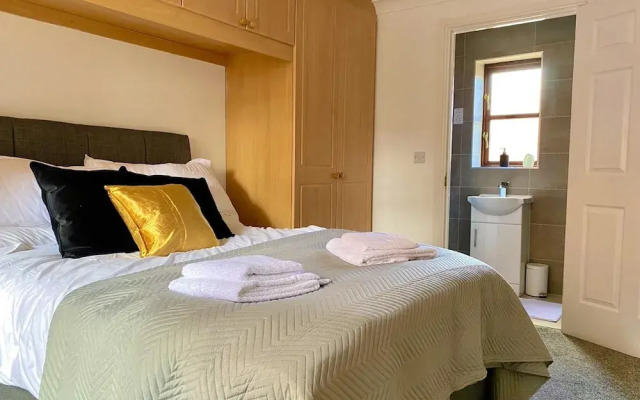 Immaculate 3-bedroom House in Milton Keynes