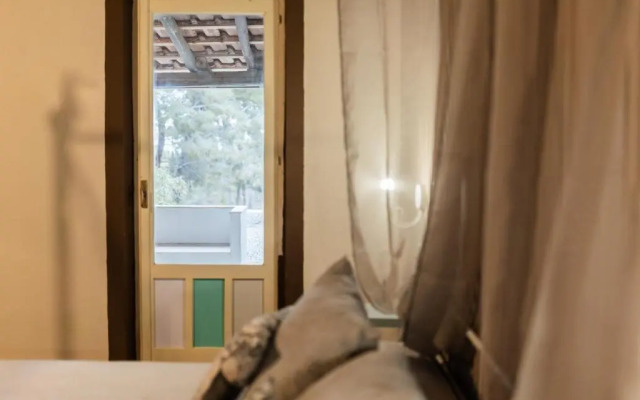 Holiday Eolie Village