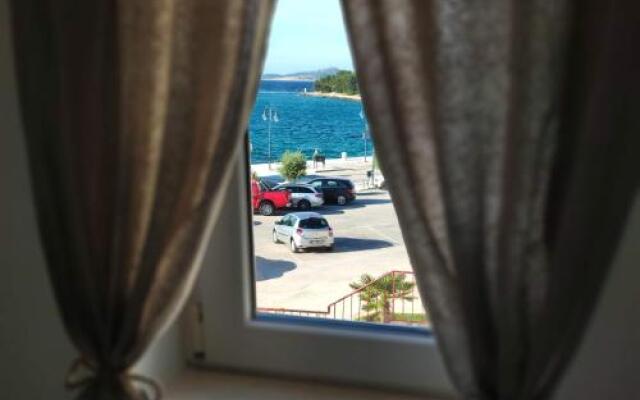 House-Apartment More