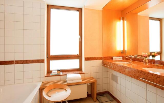 Vienna House by Wyndham Remarque Osnabrück