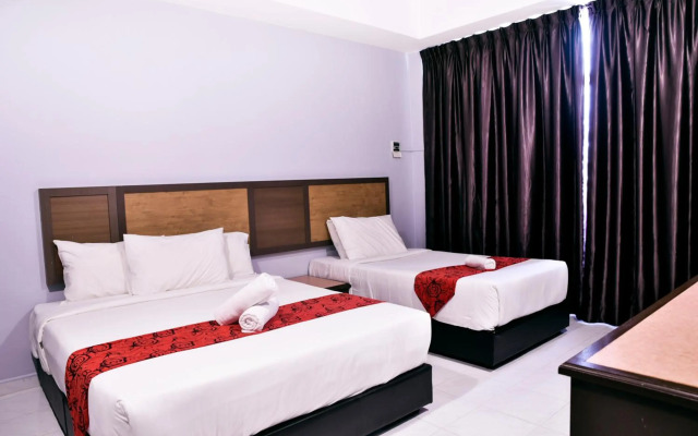 Leisure Cove Hotel & Apartments
