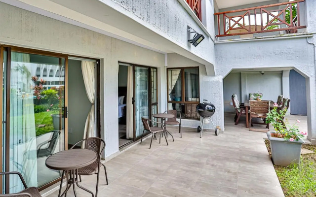 49 LaPirogue - Families only