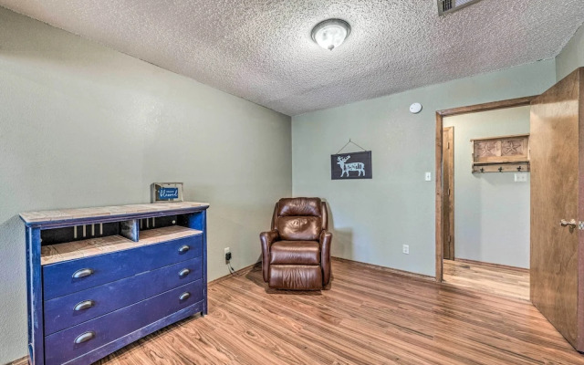 Pet-friendly Ruidoso Cabin w/ Deck & Grill!