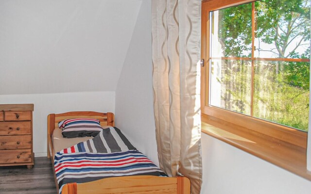 Nice Home in Choczewo With 2 Bedrooms and Wifi