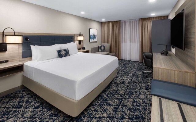 Holiday Inn Select Dfw Airport South