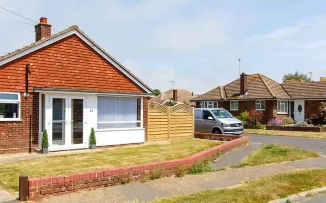 Sussex Seaside Home 200m to Beach