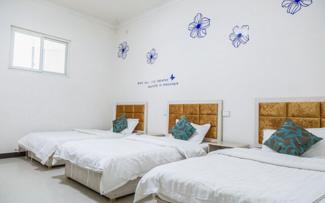 Tokyo Holiday Inn (Kaifeng Qingming Shangheyuan Henan University Jinming Campus)