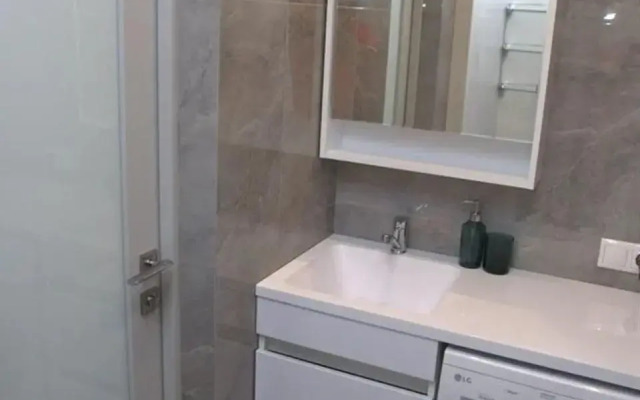 Apartments on 65 let Pobedy street 18A