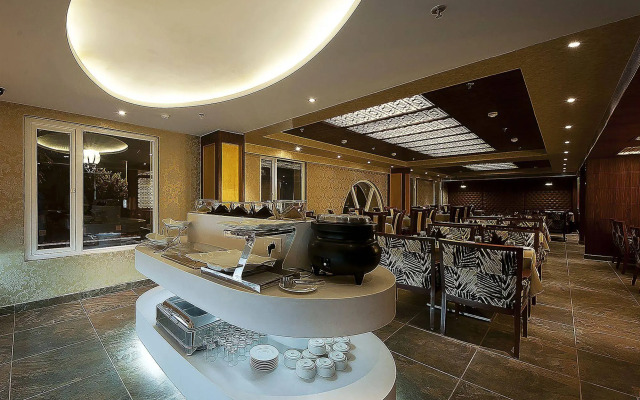 Hotel Regent Grand