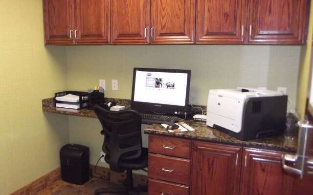 Hampton Inn & Suites Gainesville