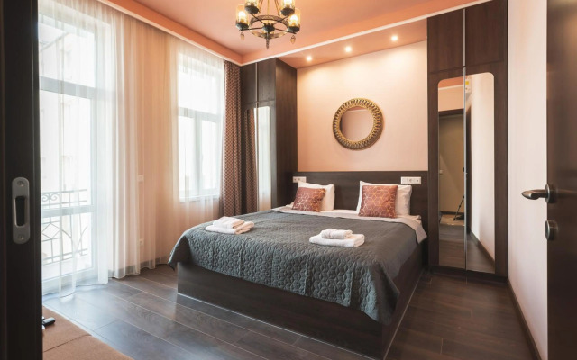 1001 Nights ~ in a Beautiful Two-Bedroom Apartment