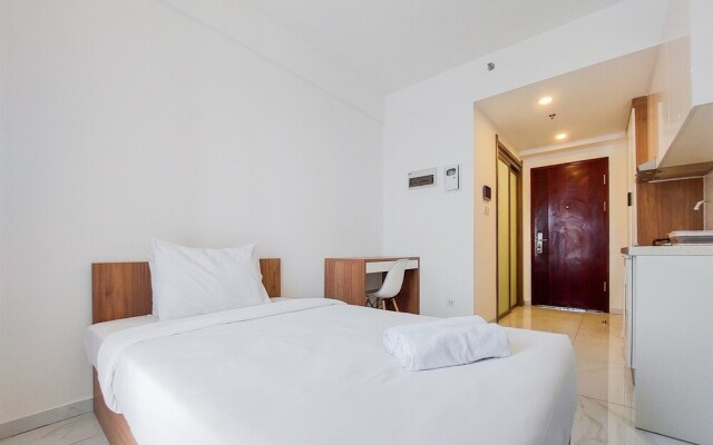 New And Comfy Studio Sky House Alam Sutera Apartment