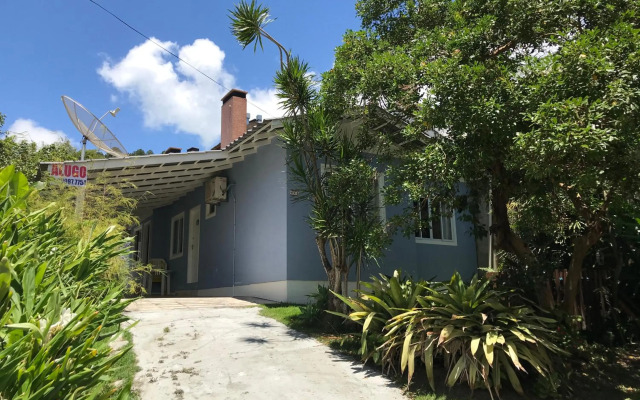 Casa no Centrinho 100m do Mar