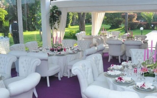 L Mansion Guest Palace