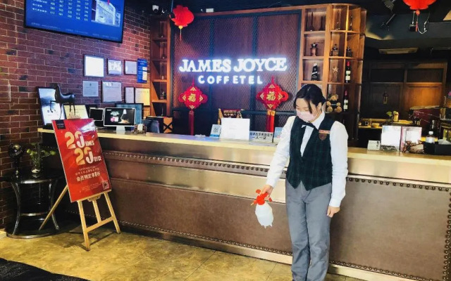 zhe fei hotel(Chengdu Wuhou Overpass Subway station)