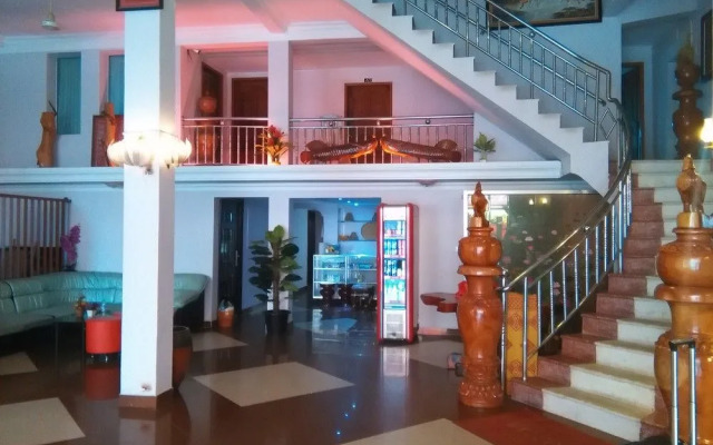 Mama'S Villa