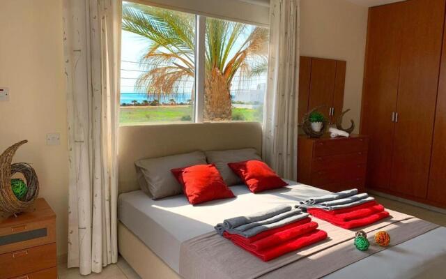 Beach Villa Roula 4 Bedroom in Ayia Napa