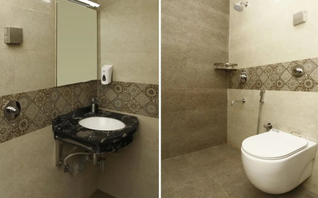 Capital O 71843 Grand Sindhura