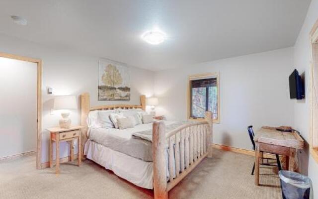 White Cloud House #523