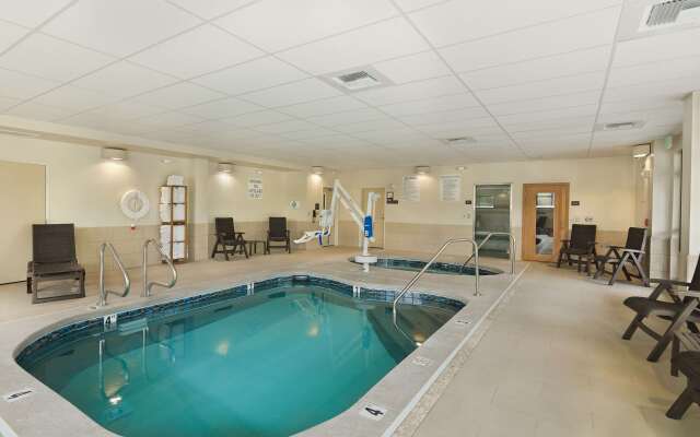 Oxford Suites Bellingham