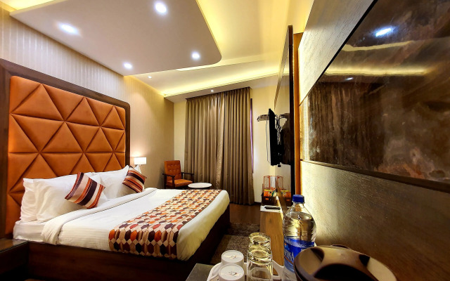 Hotel Makhan Residency