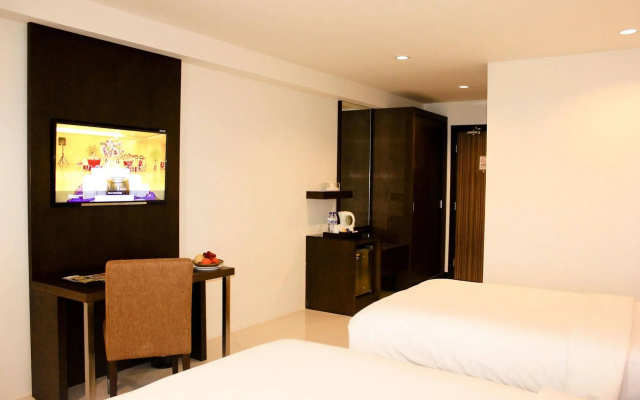 Grand Asia Hotel