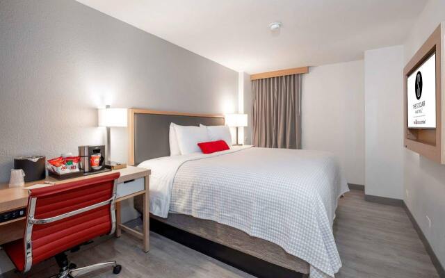 Hotel Saint Clair- Magnificent Mile