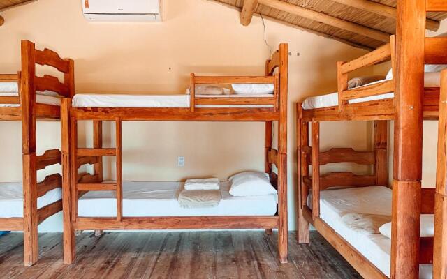 Caramuru Hostel Caraíva