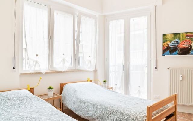 Chiavari Colorful Flat with Garage