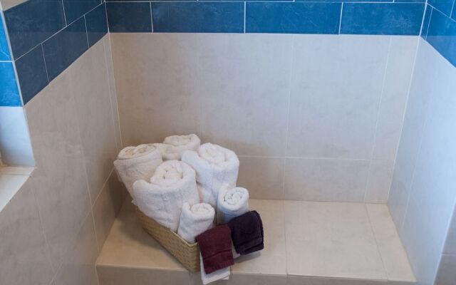 Casa Kootenay Waterfront BnB