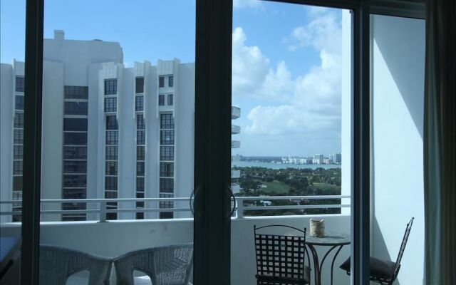 Soleil Apartments at Castle Beach Club