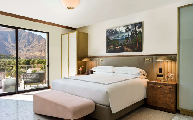 Thompson Palm Springs, by Hyatt