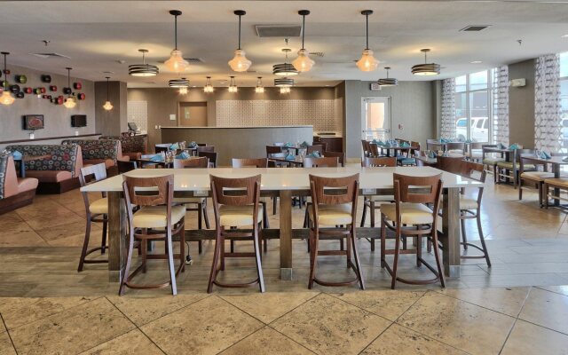 Holiday Inn & Suites Albuquerque-North I-25 by IHG