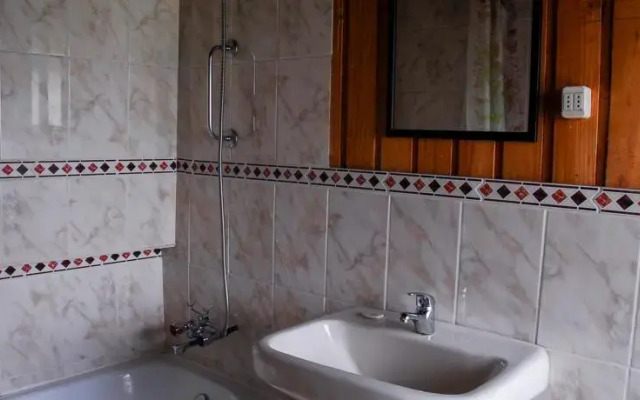Hostal Lluhay