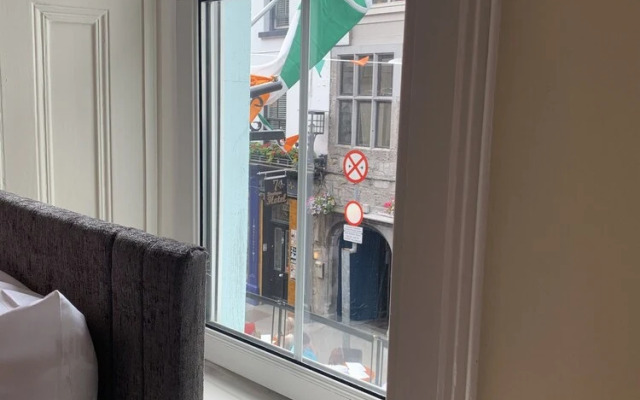 Latin Quarter Townhouse