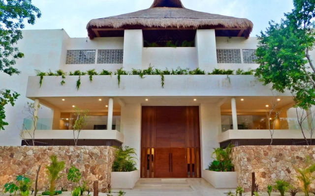 Condo With Amazing Jungle View With Top Amenities