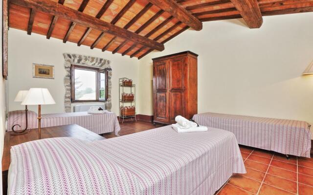 TR-G148-LSEG66CT · Orvieto Country House - Two Bedroom House