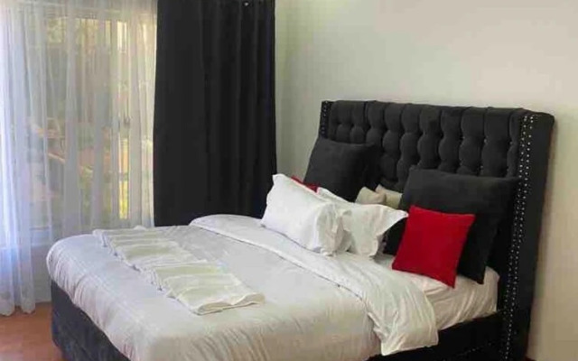 Lux Suites Summer Homes Naivasha