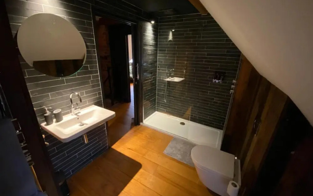 Stunning 3BD Character House near Coleshill