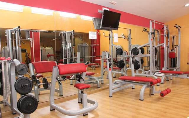 Hostel & Gym Relise - Albergue Juvenil
