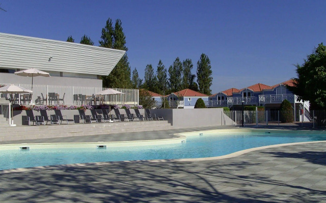 Park & Suites Village La Rochelle - Marans