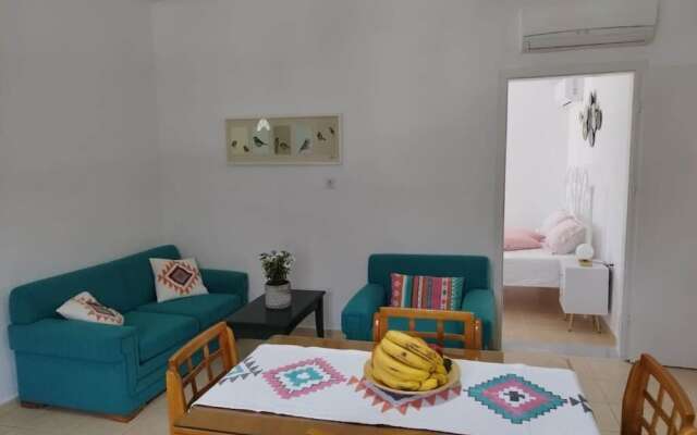 Emmanuela House With Garden and sea View- Triopetra