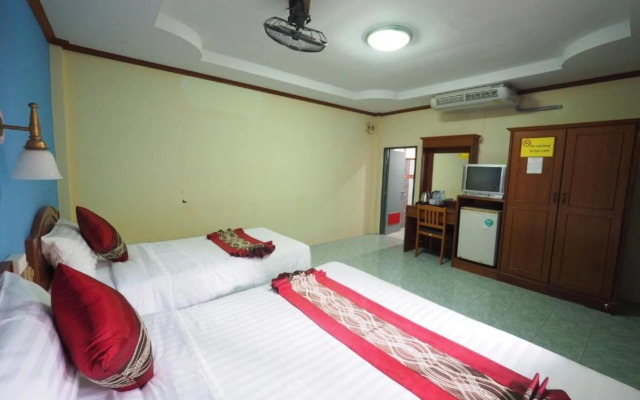 Me Mee Place & Tour Krabi