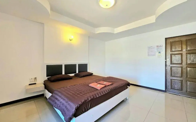 Grand Place Resort