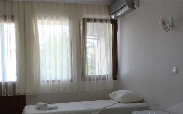 Altin Otel Ayvalik