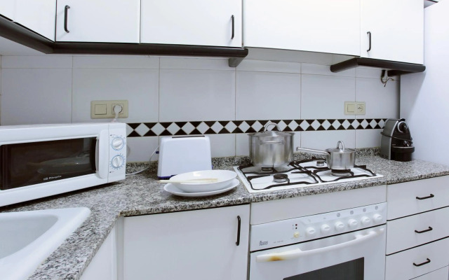 Alguera Apartments Napols