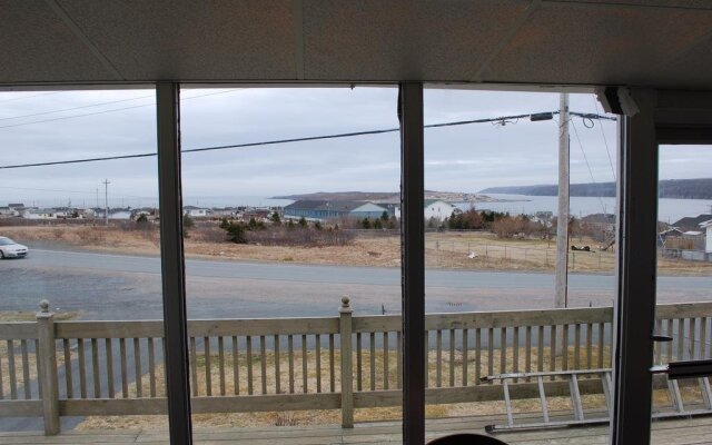 Edge of the Avalon Inn