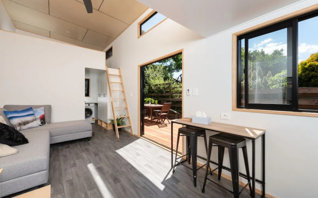 Toodle's Cozy Loft Hideaway