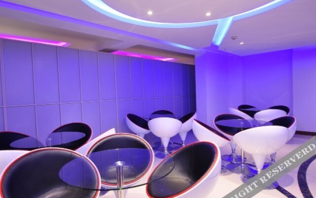 Zhumengzhe Capsule Hotel (Kunming Railway Station)