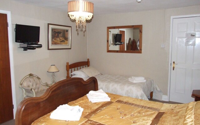The Red Lion Country Inn